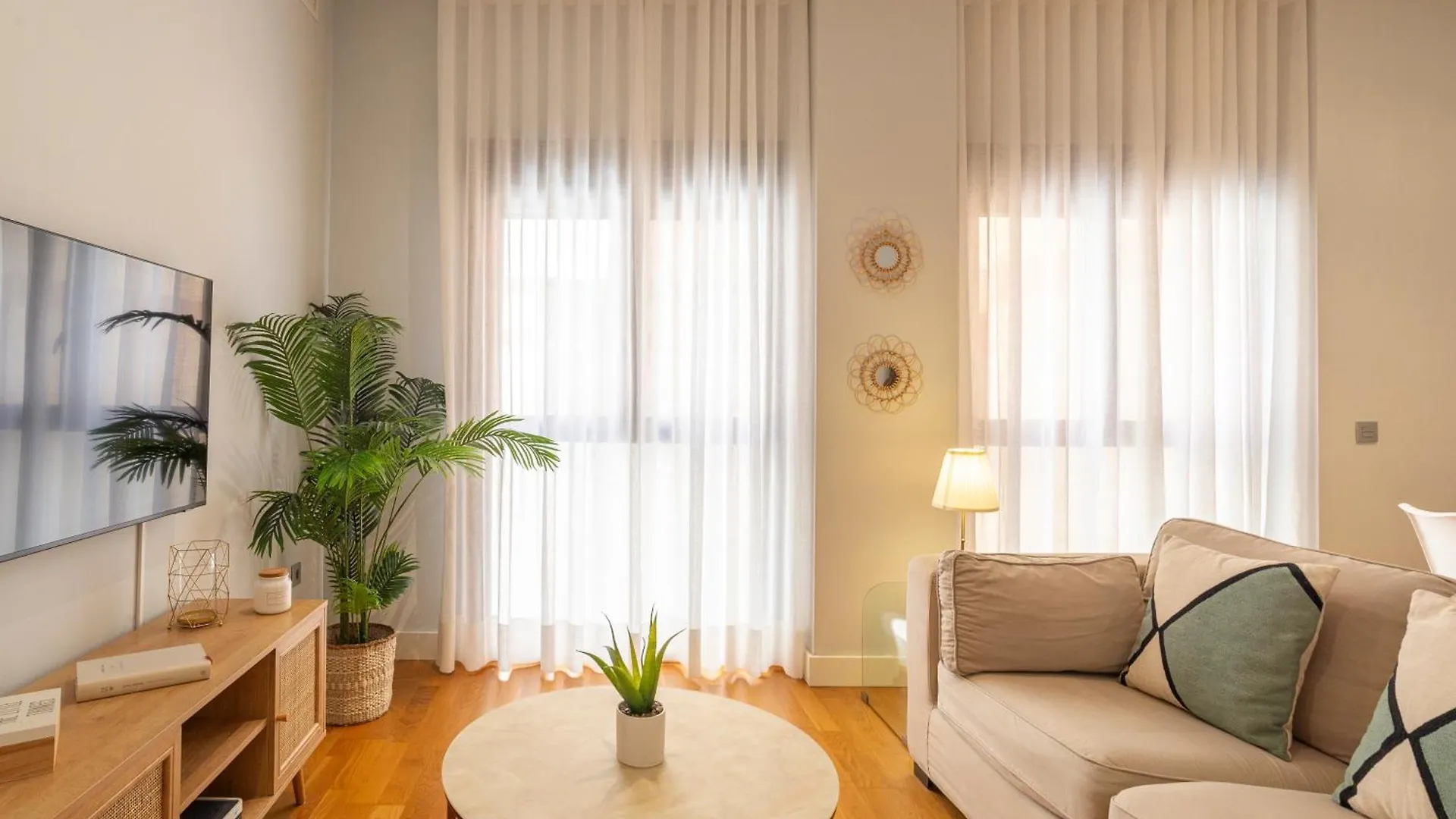 Souviron & Old Town By Ele Apartments Malaga Spain