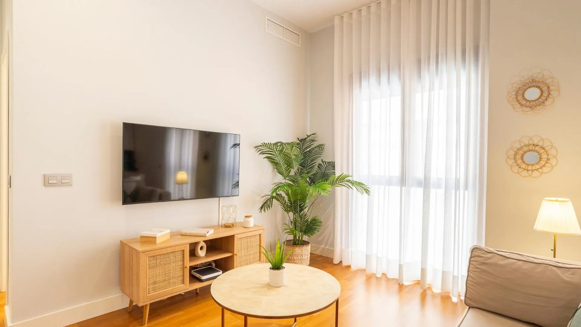 Souviron & Old Town By Ele Apartments Malaga