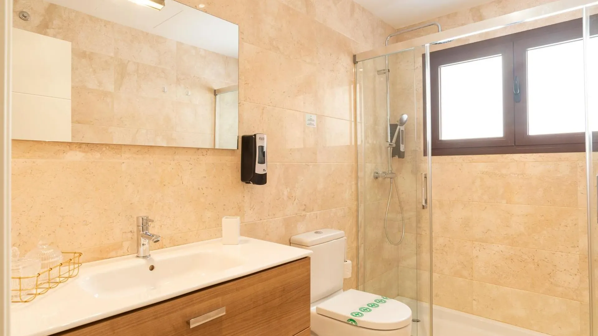 Souviron & Old Town By Ele Apartments Malaga